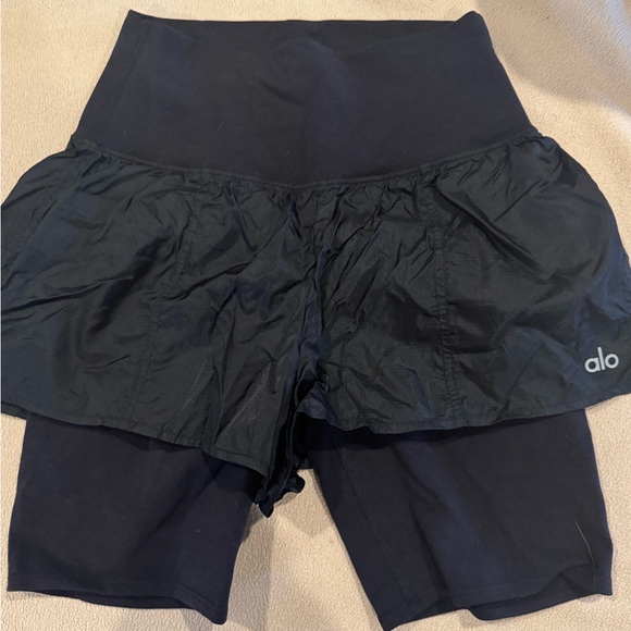 ALO Yoga Pants - ALO Yoga Women's Black Skort